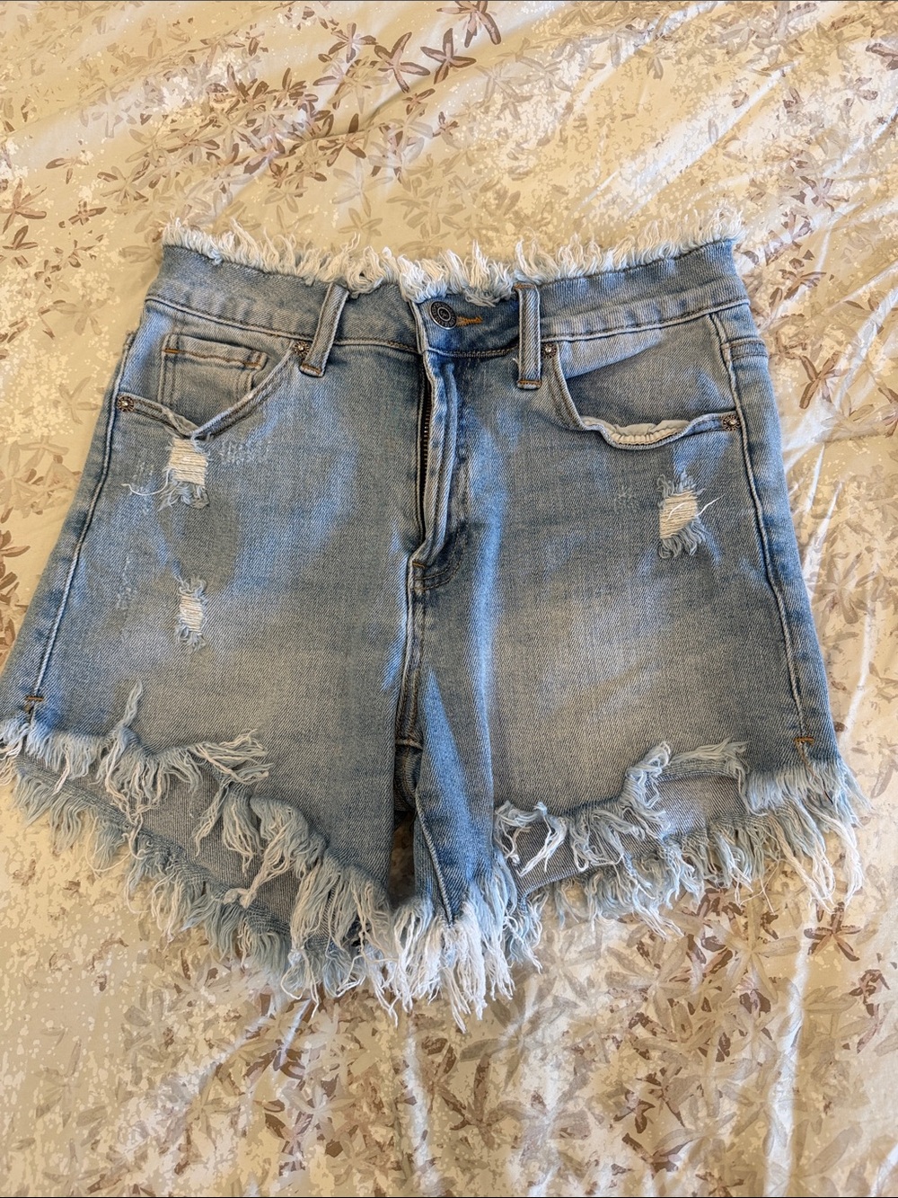 Frayed Hem Light Blue Denim Shorts